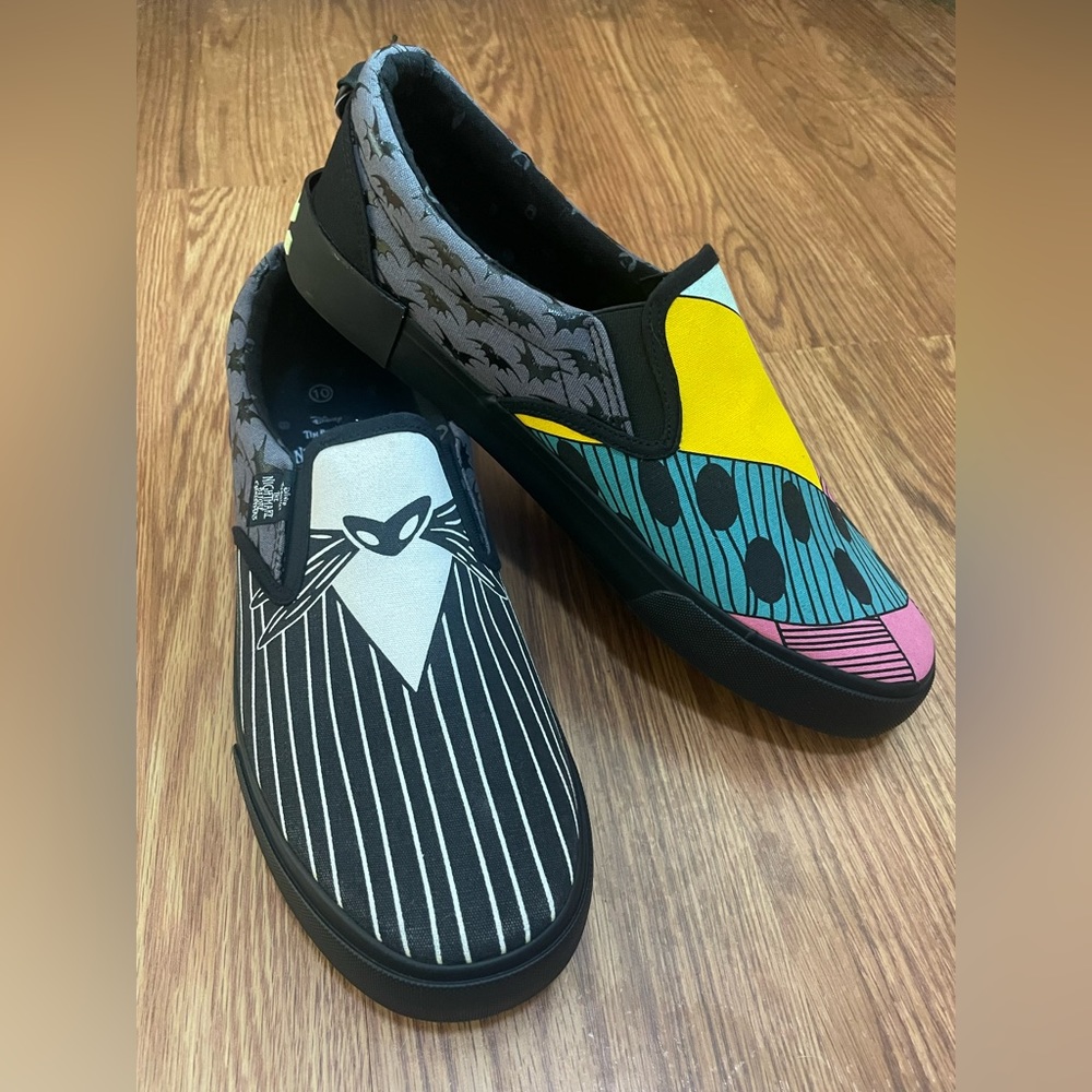 NWT NEW Disney Nightmare Before Christmas NBC Jack men’s canvas loafers size 10